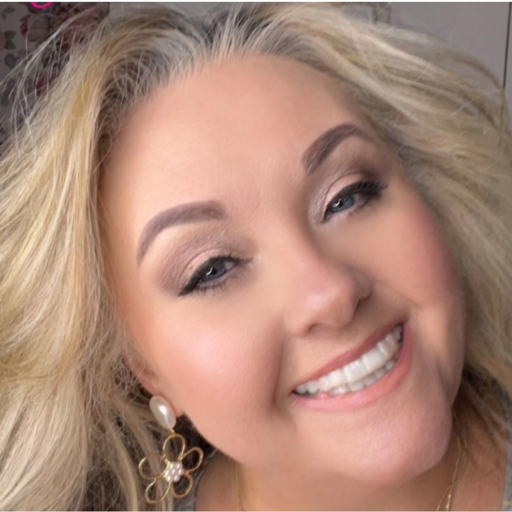 Meet your Posher, Karen